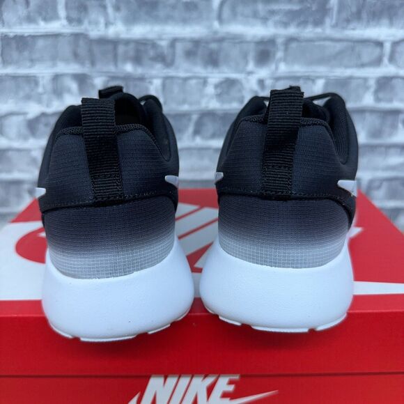 Nike Roshe Run One Print‎ Black White Ombre 599432-008 Womens Size 5.5 New - Picture 4 of 7